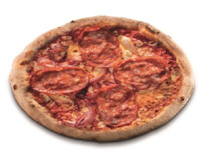 Pizza Vulcano mit scharfer Salami