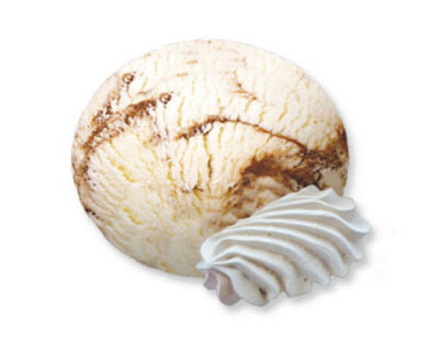 Doppelrahmglace mit Meringuestückchen